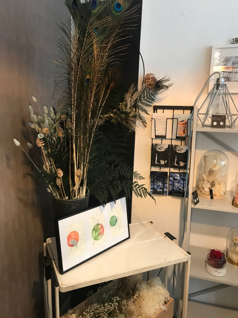 Aquarelle le fruit de leurs entrailles mars chlorophylle pinceaux en chemin vert rouge planète plante mlam noiram marion-lorraine poncet atelier 21 judski